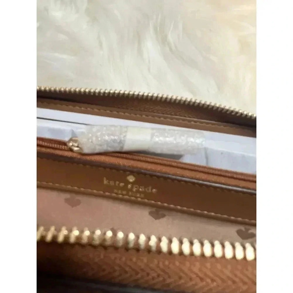 Kate Spade Leila Large Continental Wallet in Warm Ginger - Picture 5 of 6